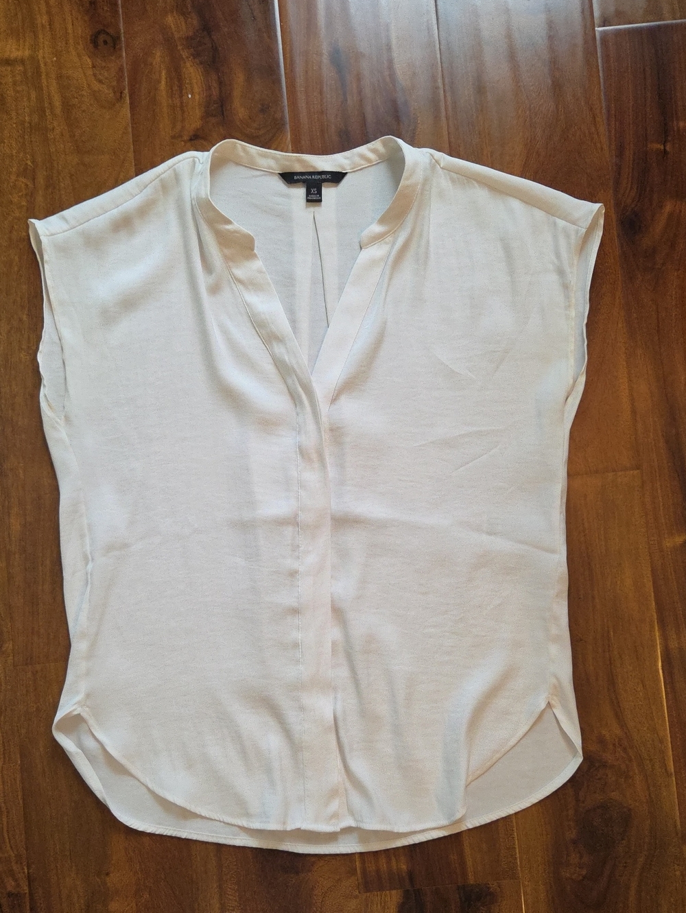 Banana Republic Cream Relaxed Blouse